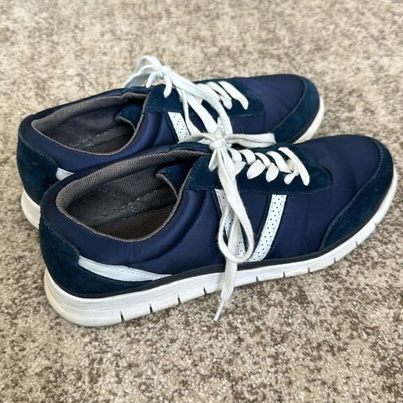 Vionic Women's Vionic Nana Lace Up Sneaker Navy Satin/Suede 9 - Picture 1 of 8